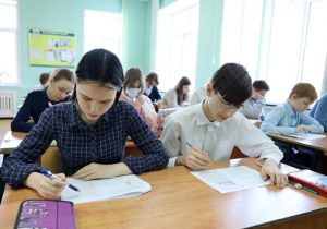 В Челябинской области назвали даты, когда девятиклассники напишут контрольные работы
